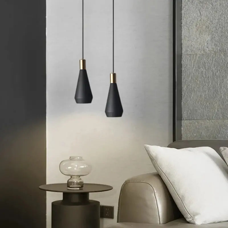 suspension industrielle noire vintage